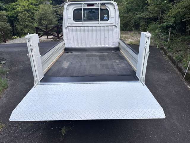 Nissan Clipper Truck 8