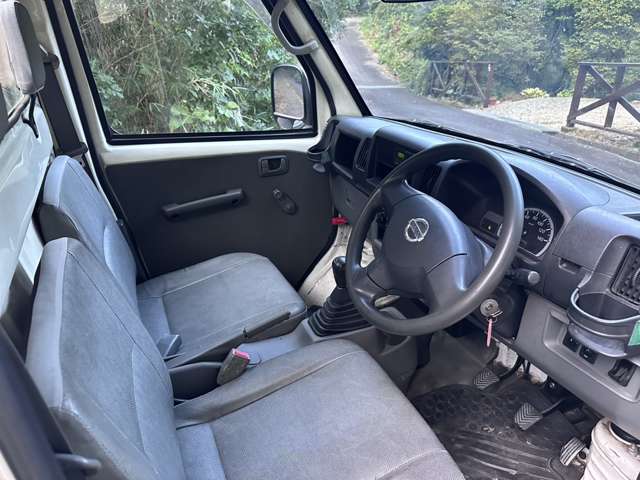 Nissan Clipper Truck 10