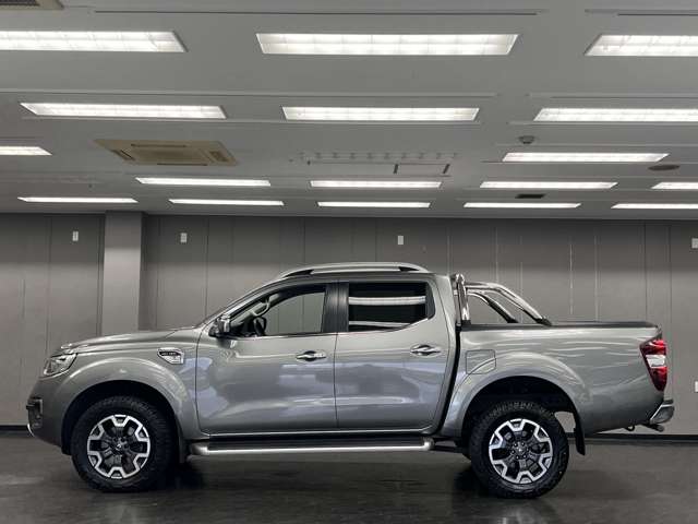 Renault Alaskan 9