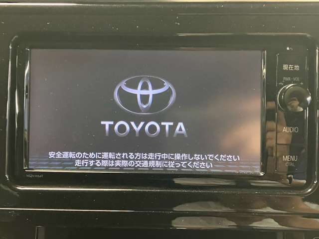 Toyota Vellfire 6