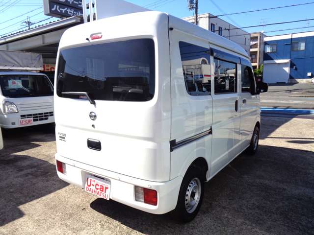 Nissan NV100 Clipper 6