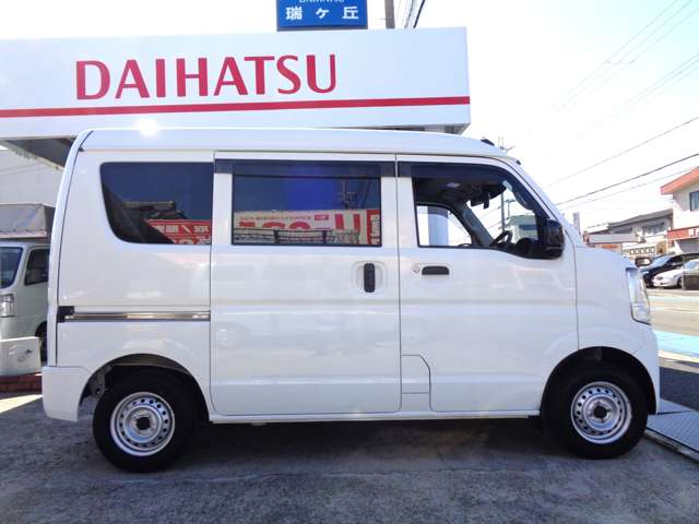 Nissan NV100 Clipper 7