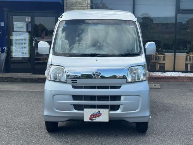 Daihatsu Hijet Cargo 5