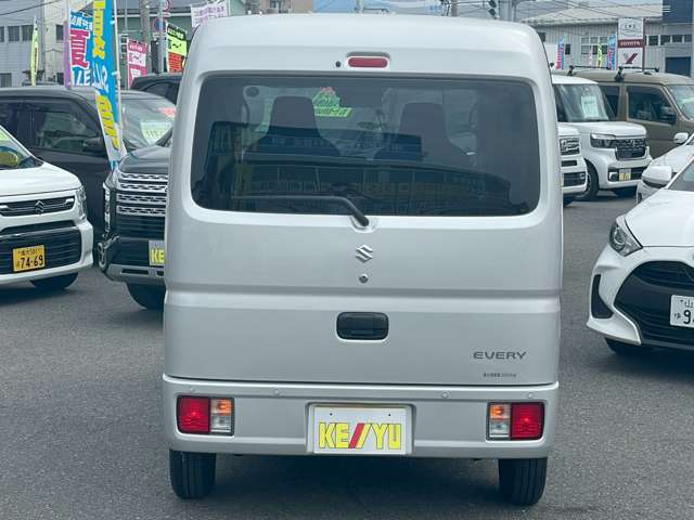 Suzuki Every 8