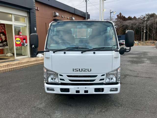 Isuzu Elf 2