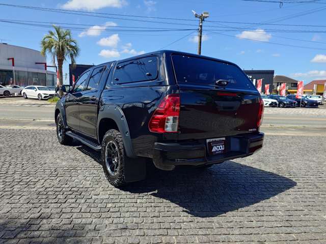 Toyota Hilux 3