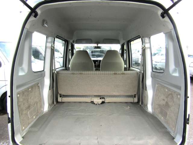 Suzuki Every 9