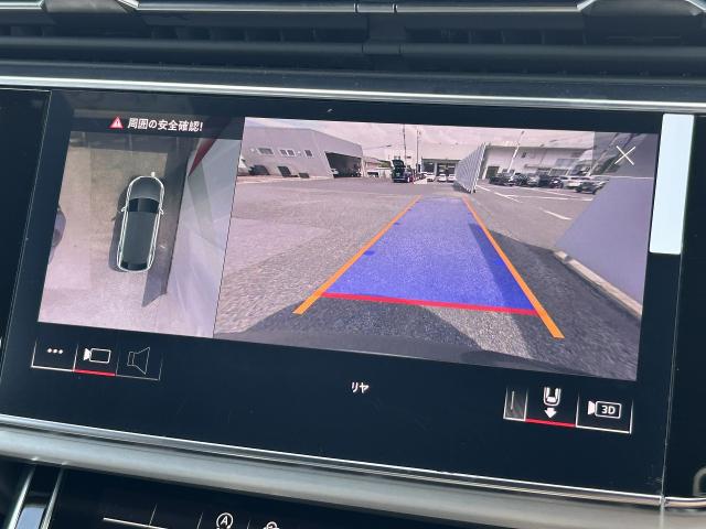 Audi Q8 6