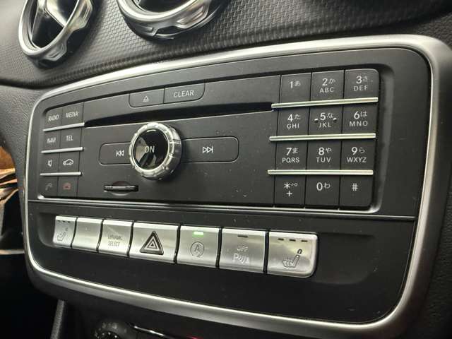 Mercedes-Benz GLA-Class 12