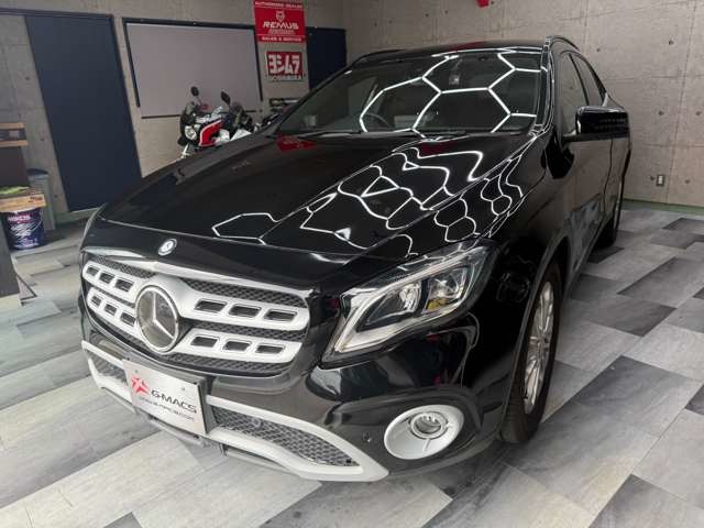 Mercedes-Benz GLA-Class 2