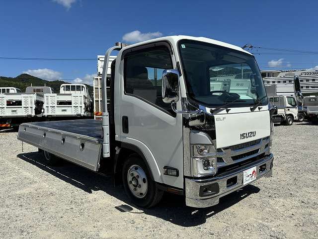 Isuzu Elf 10