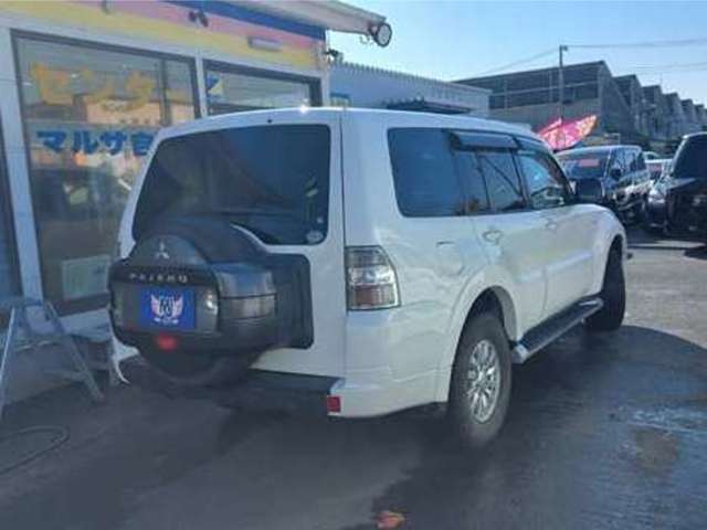 Mitsubishi Pajero 3