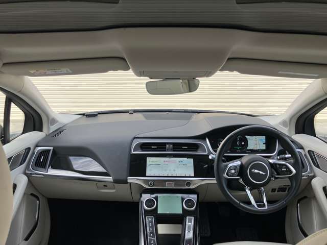 Jaguar Iペイス 6
