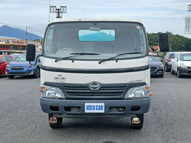 Hino Dutro 2