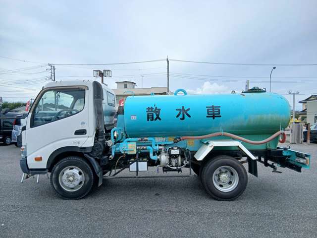 Hino Dutro 5