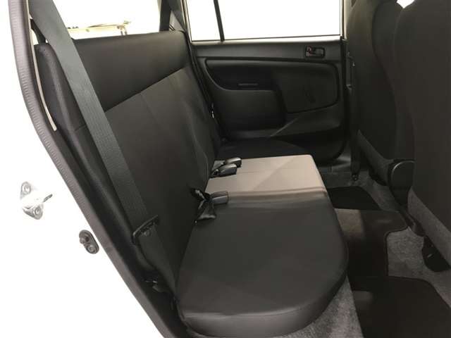 Toyota Probox Van 8