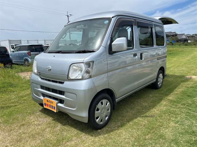 Daihatsu Hijet Cargo 5