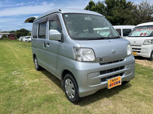 Daihatsu Hijet Cargo 10