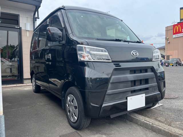Daihatsu Hijet Cargo 3