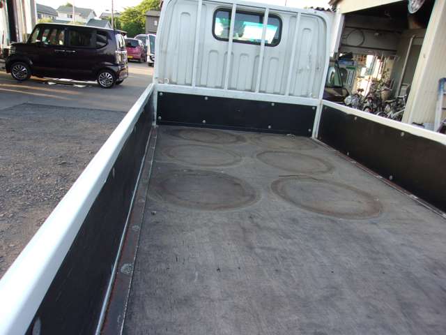 Mitsubishi Fuso Canter 7