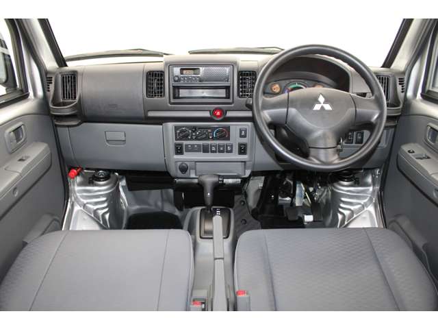 Mitsubishi Minicab EV 5
