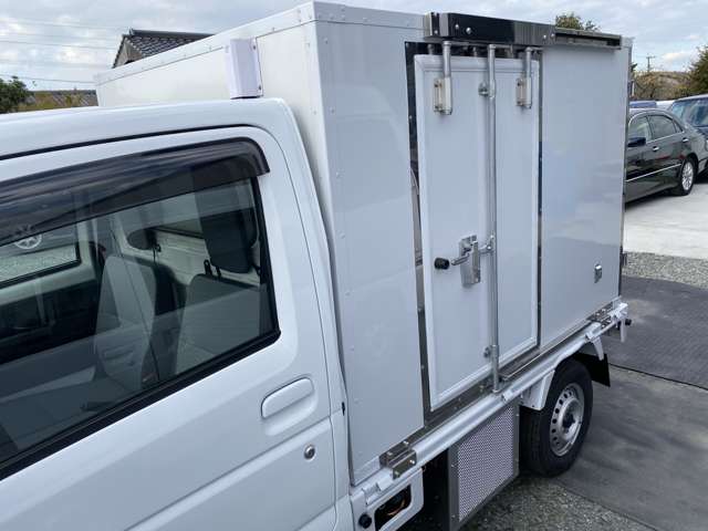 Mazda Scrum Truck 9