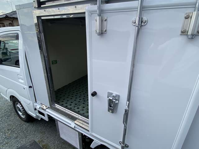 Mazda Scrum Truck 10