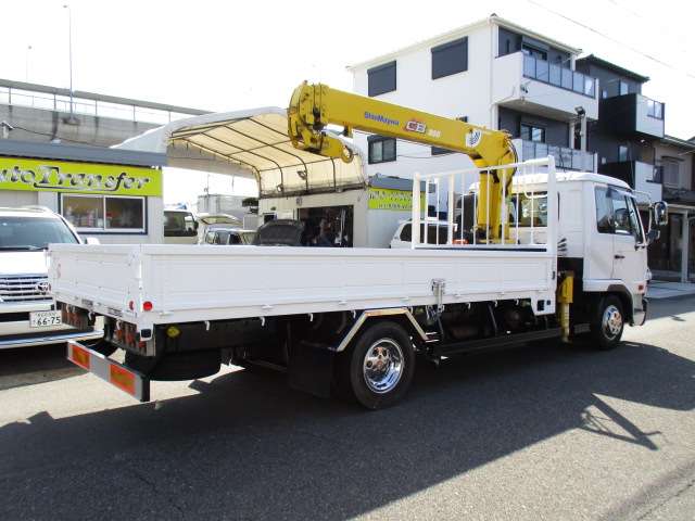 UD Trucks Condor 8