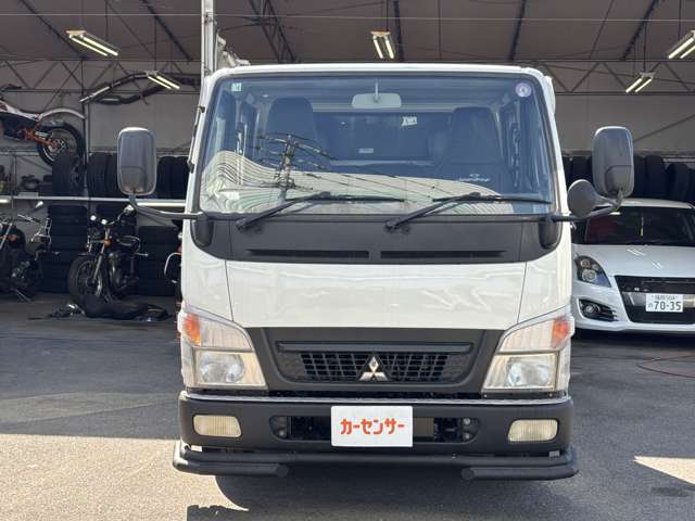 Mitsubishi Fuso Canter 2