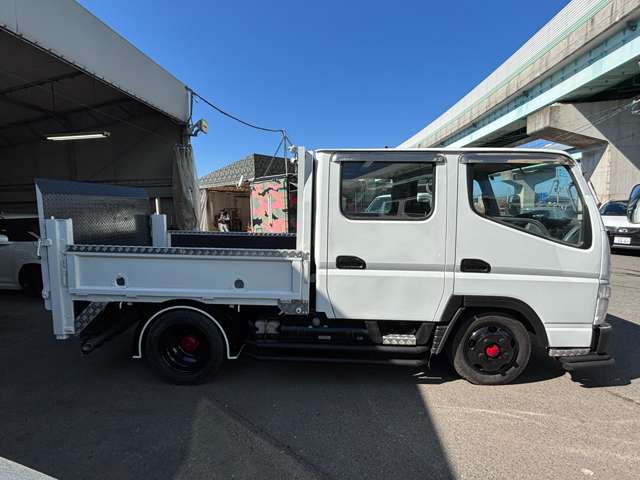 Mitsubishi Fuso Canter 8