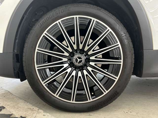 Mercedes-Benz GLB 9
