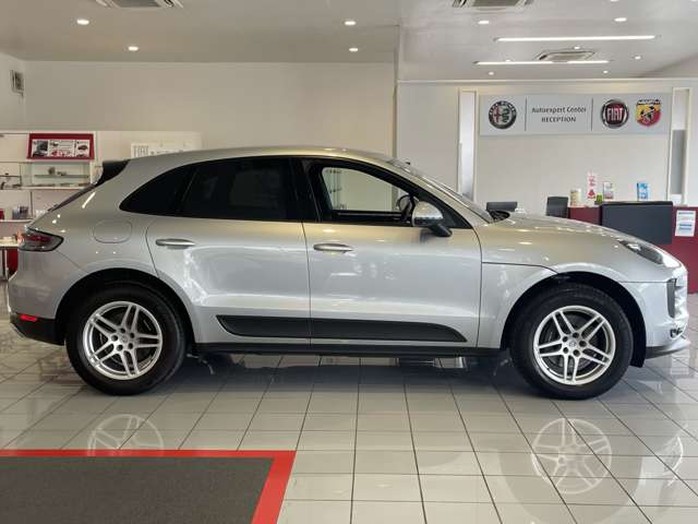 Porsche Macan 6