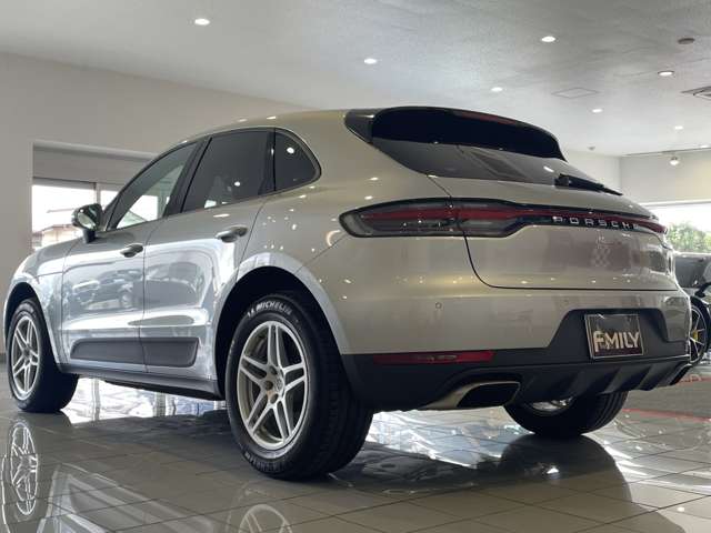 Porsche Macan 9