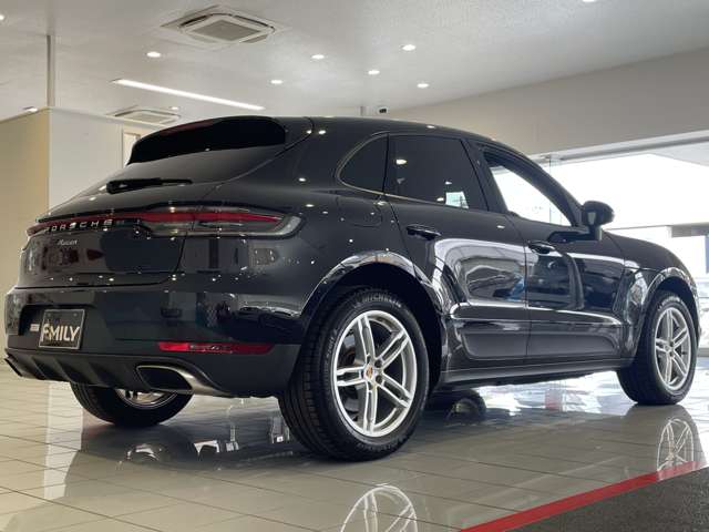 Porsche Macan 11