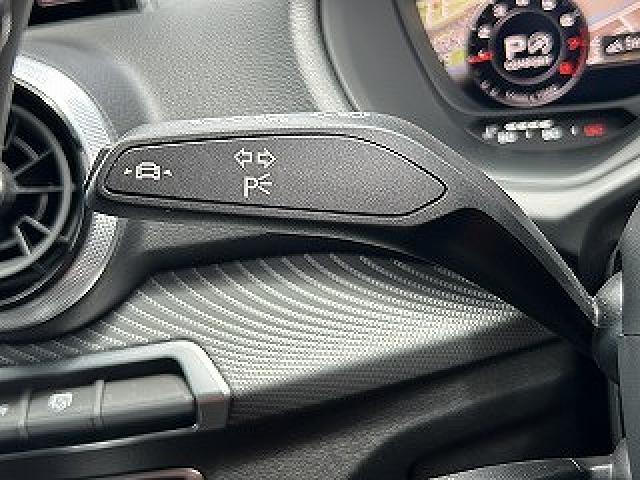 Audi Q2 9
