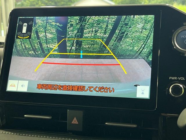 Toyota Noah 4