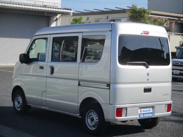 Suzuki Every 5