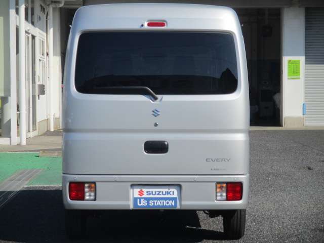 Suzuki Every 6