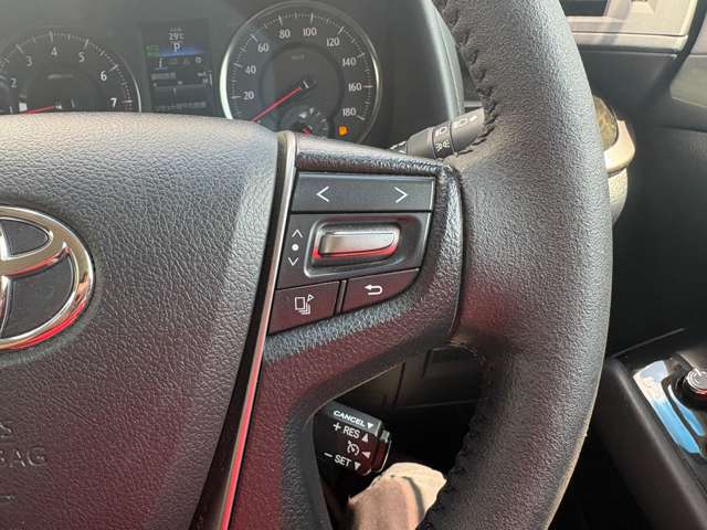 Toyota Vellfire 11