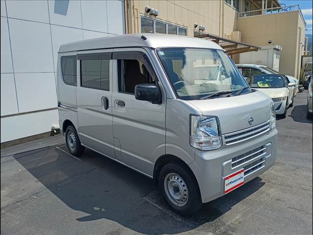 Nissan NV100 Clipper 4