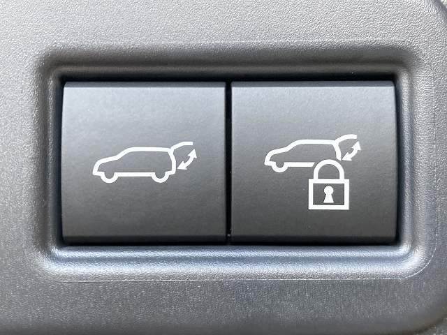 Lexus RX 9