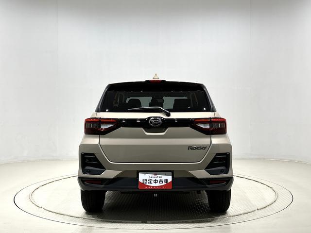 Daihatsu Rocky 9