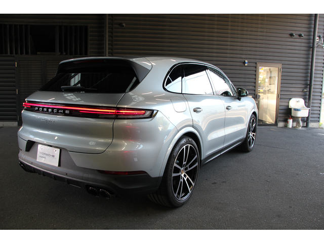 Porsche Cayenne Coupe 6