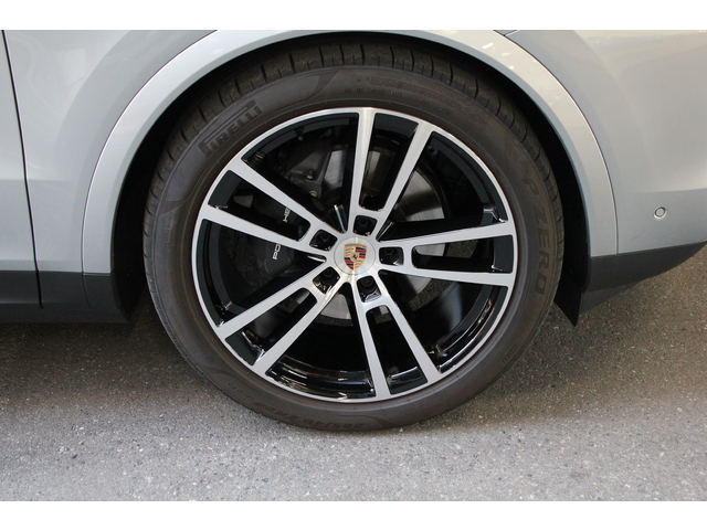 Porsche Cayenne Coupe 9