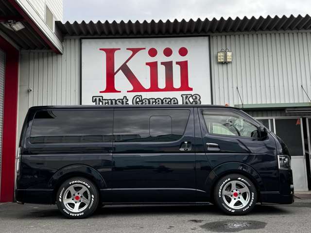 Toyota Hiace Van 10