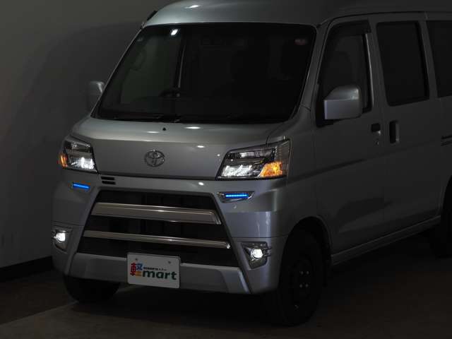 Toyota Pixis Van 12