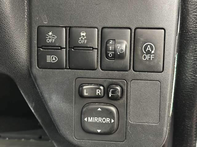 Toyota Pixis Van 10