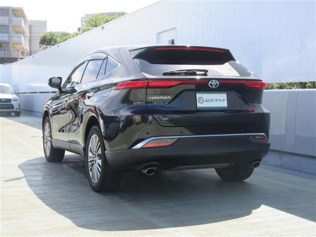 Toyota Harrier 4