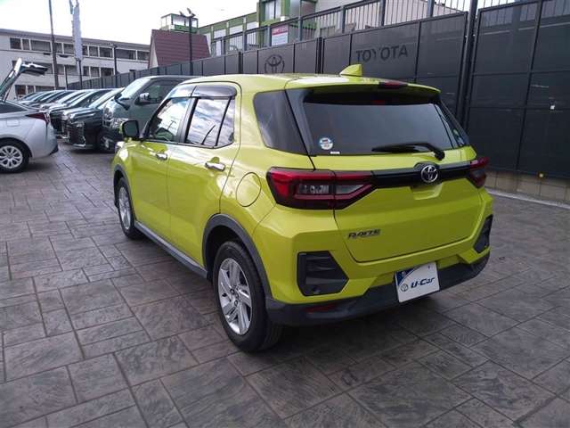 Toyota Raize 10