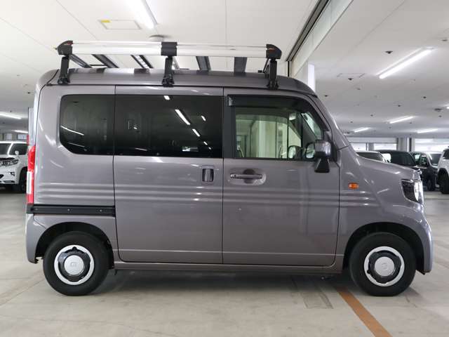 Honda N-VAN 12